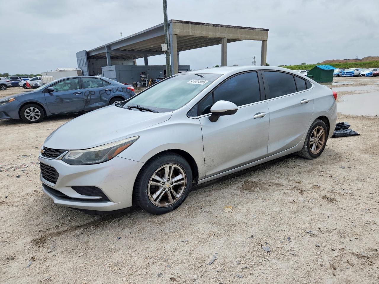 2016 Chevrolet Cruze Lt - zdjęcie główne