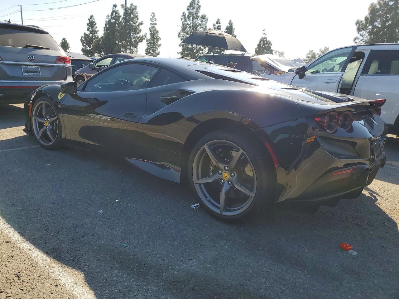 2022 Ferrari F8 Tributo - zdjęcie 2