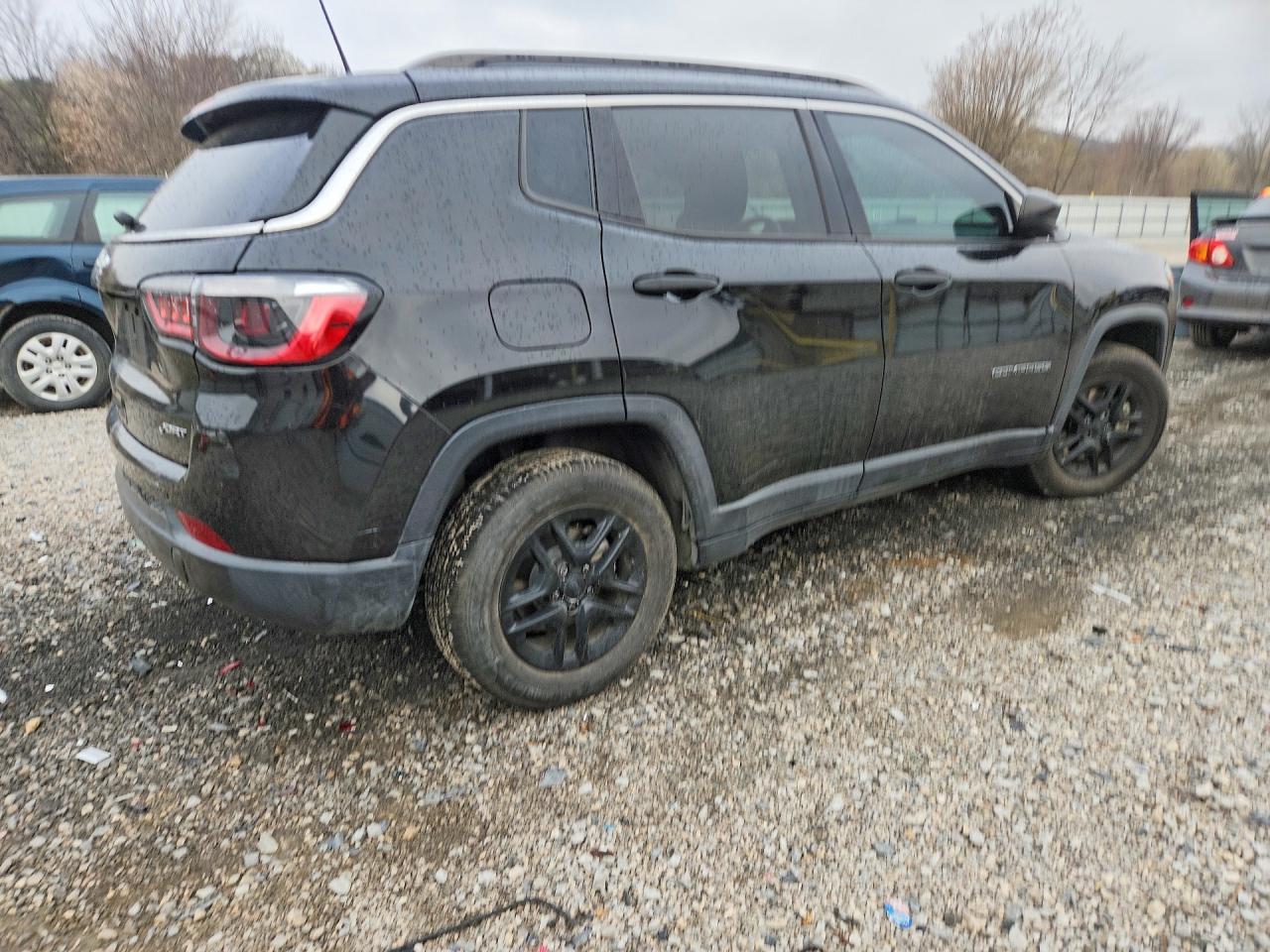 2021 Jeep Compass Sport - zdjęcie 3