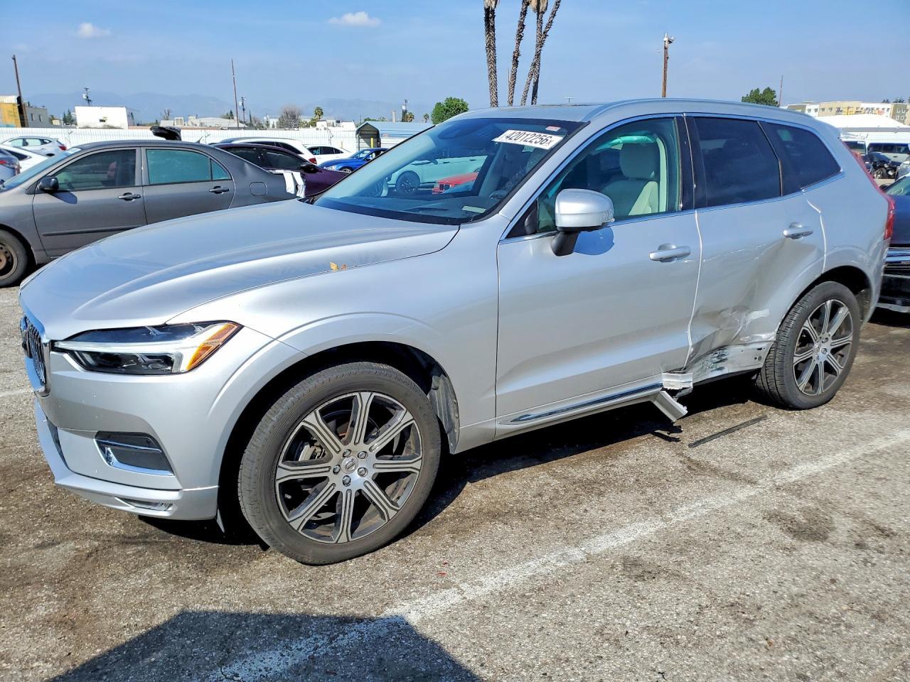 2021 Volvo Xc60 T5 Inscription - zdjęcie główne