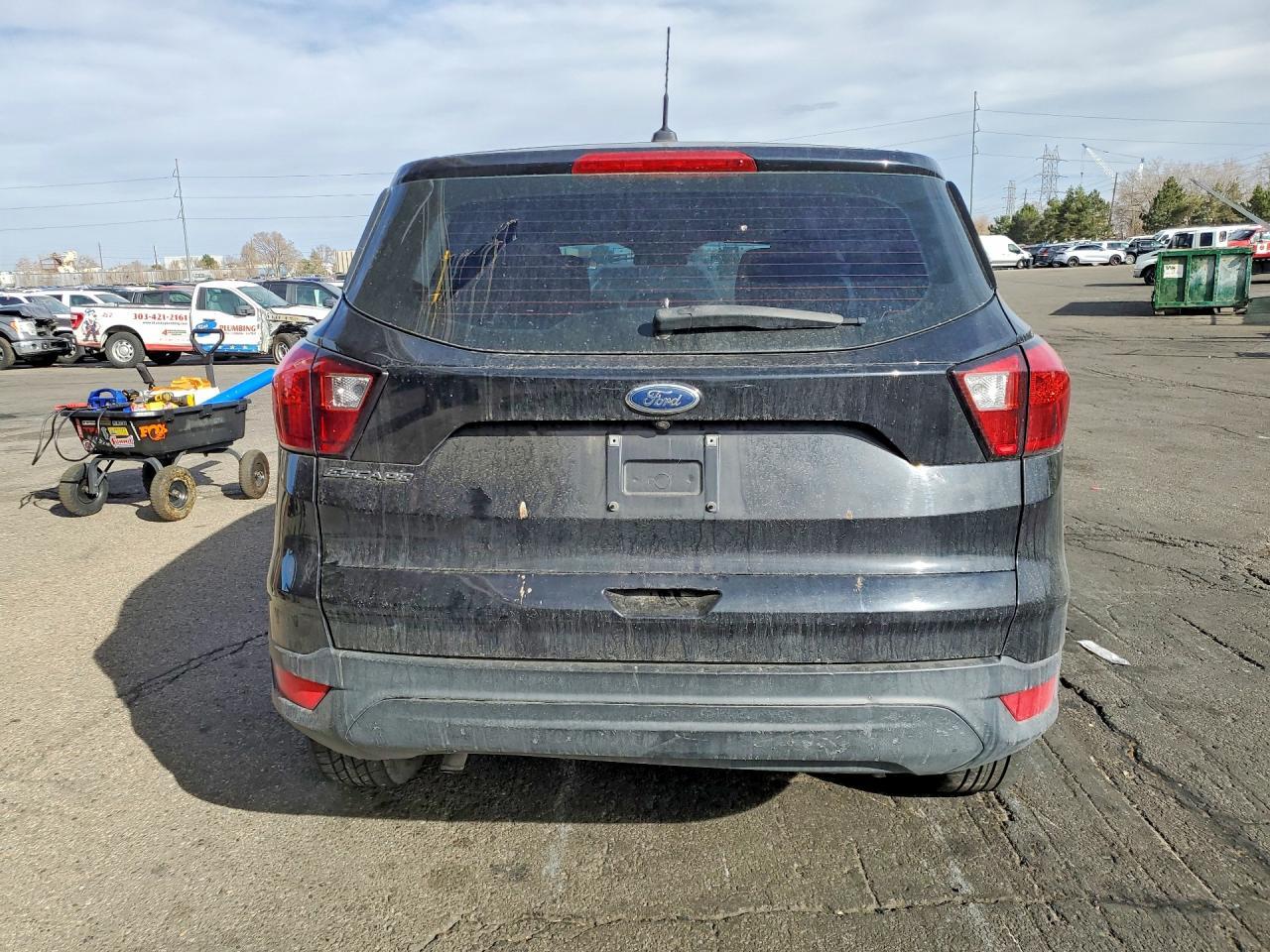 2019 Ford Escape S - zdjęcie 6