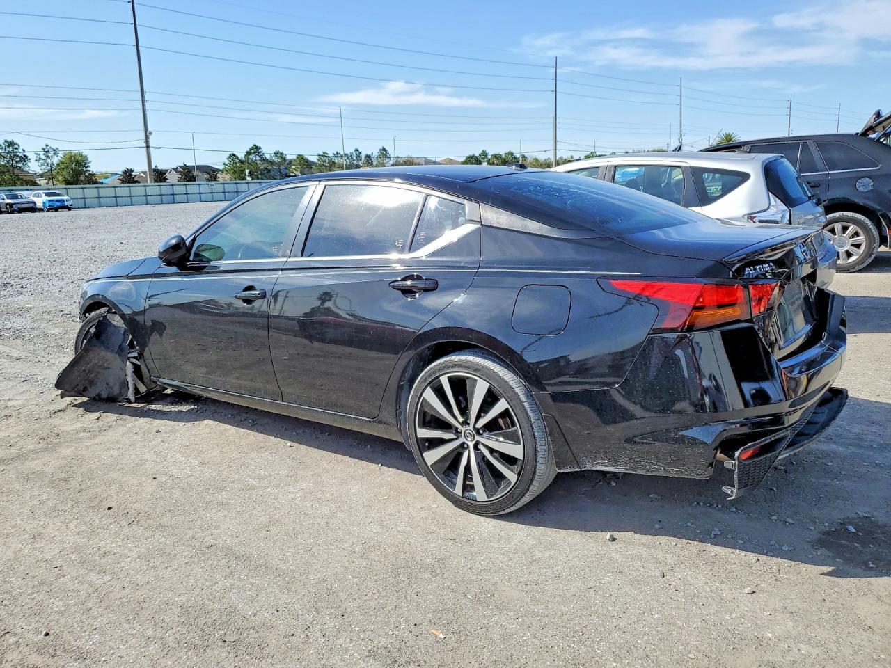 2020 Nissan Altima 2.5 Sr - zdjęcie 2