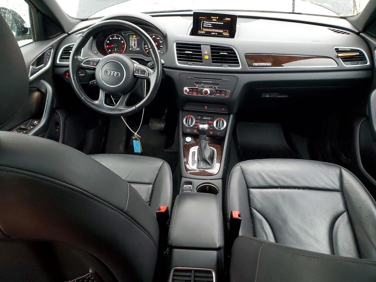 2015 Audi Q3 Premium Plus - zdjęcie 8