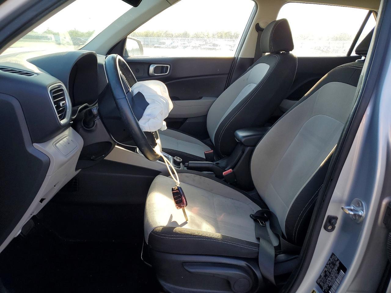 2021 Hyundai Venue Sel - zdjęcie 7