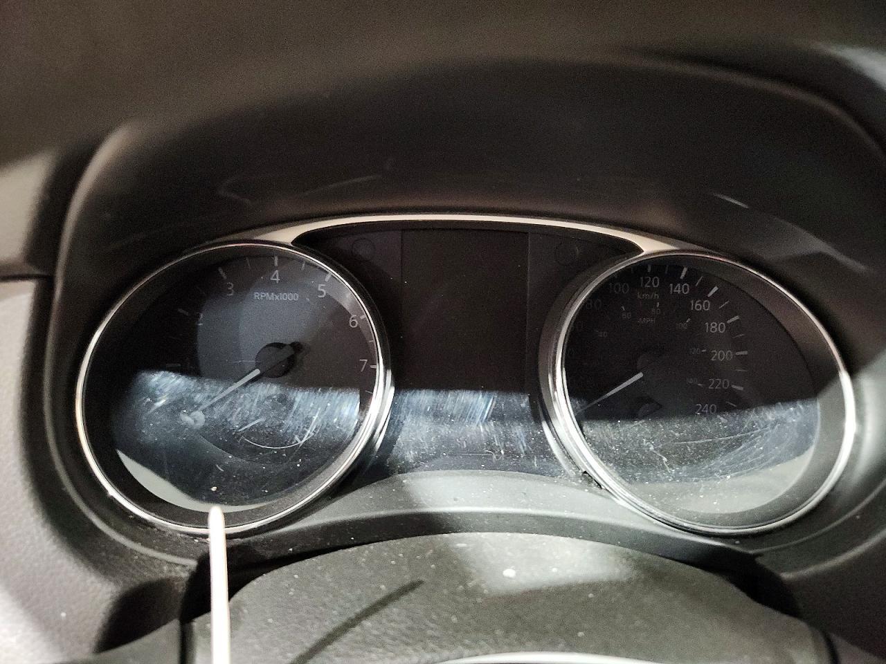 2016 Nissan Rogue S - zdjęcie 9