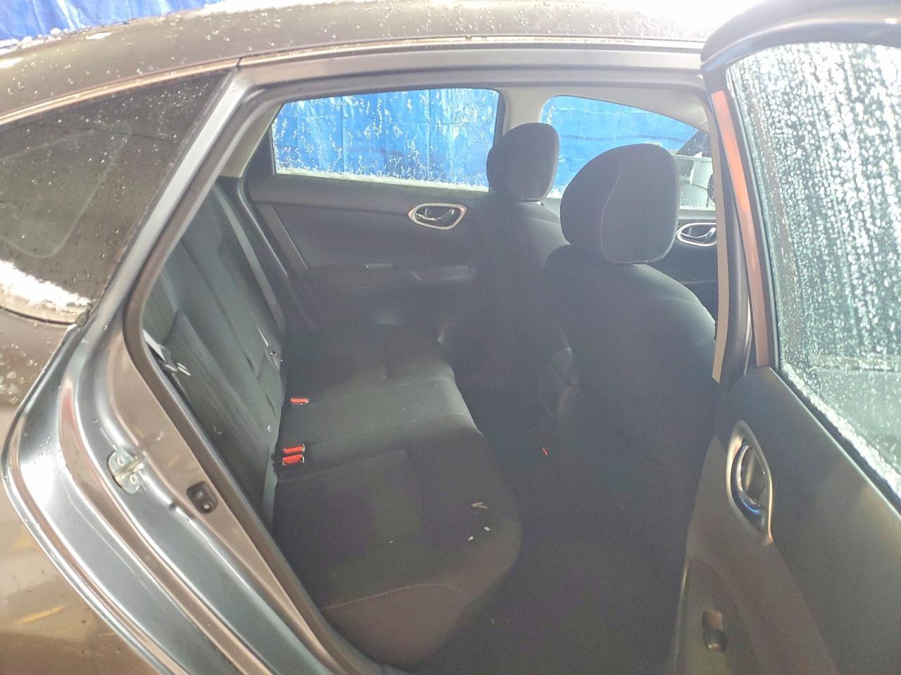 2019 Nissan Sentra Sv - zdjęcie 10