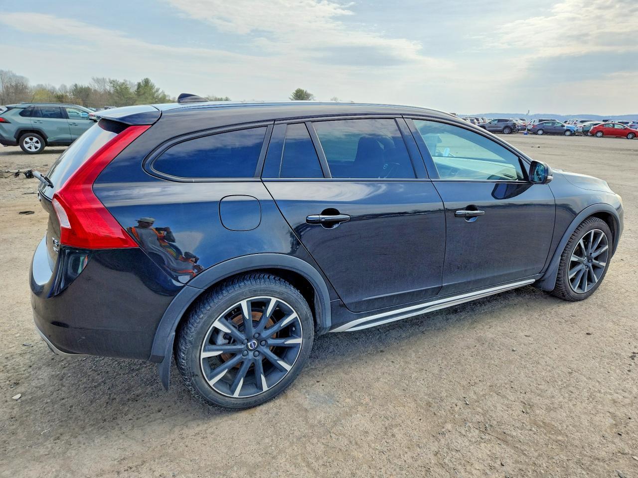 Volvo V60 - zdjęcie 3