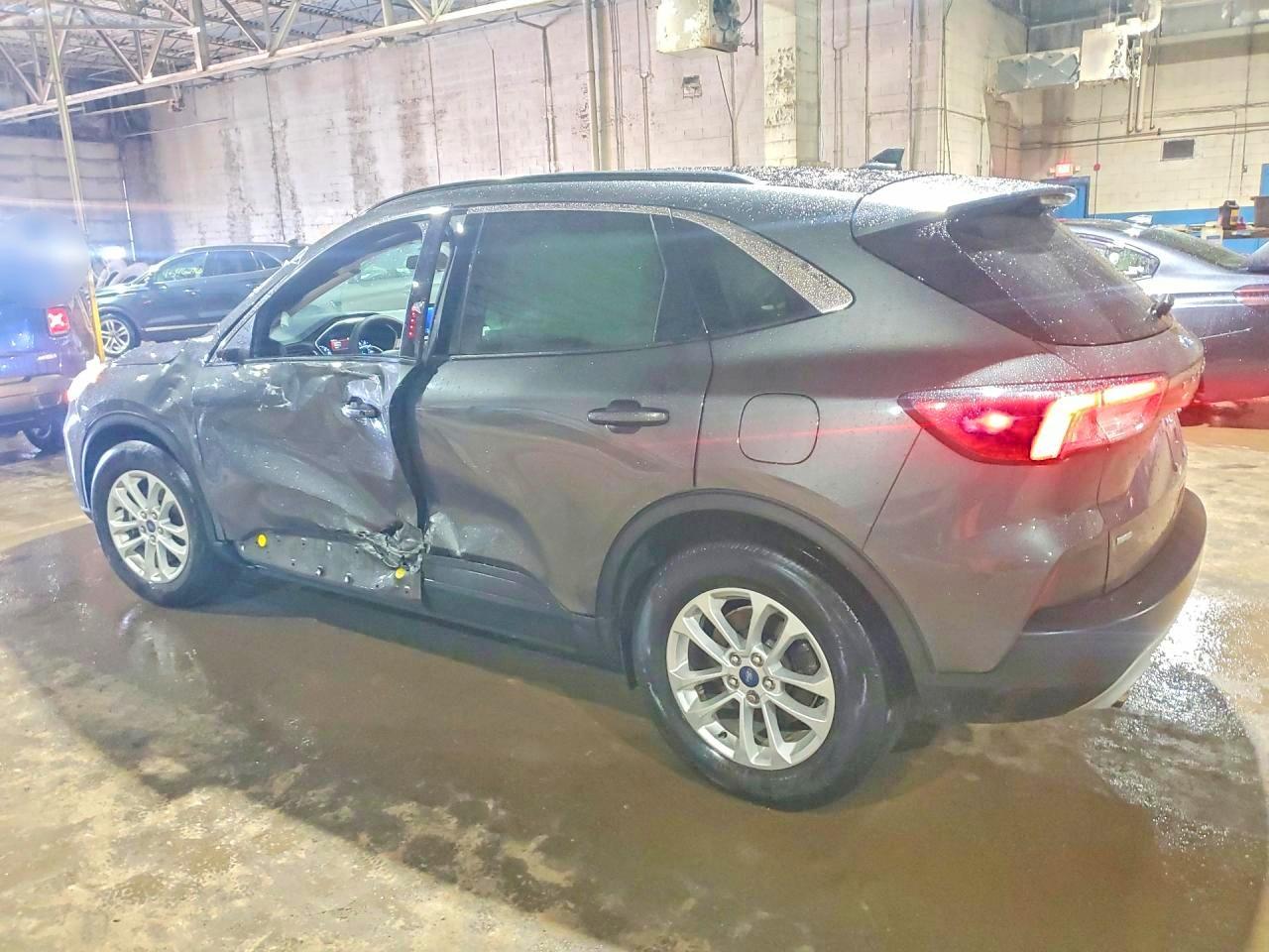 2020 Ford Escape Se - zdjęcie 2
