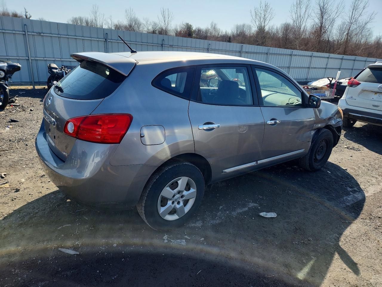 2013 Nissan Rogue S - zdjęcie 3