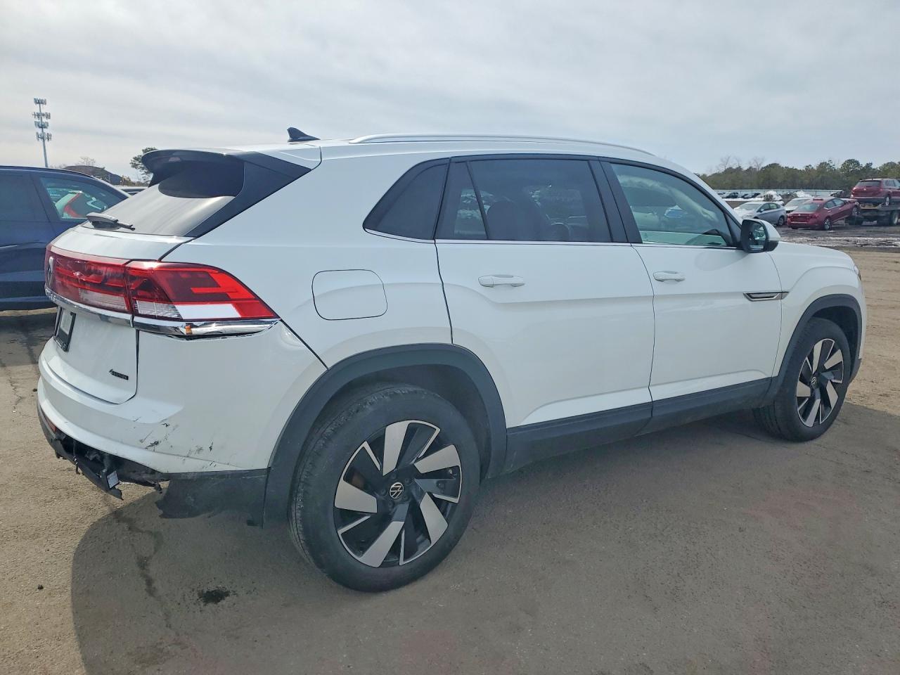 2024 Volkswagen Atlas Cross Sport Se - zdjęcie 3