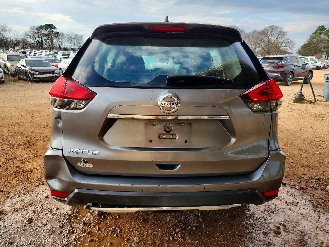 2017 Nissan Rogue S - zdjęcie 6