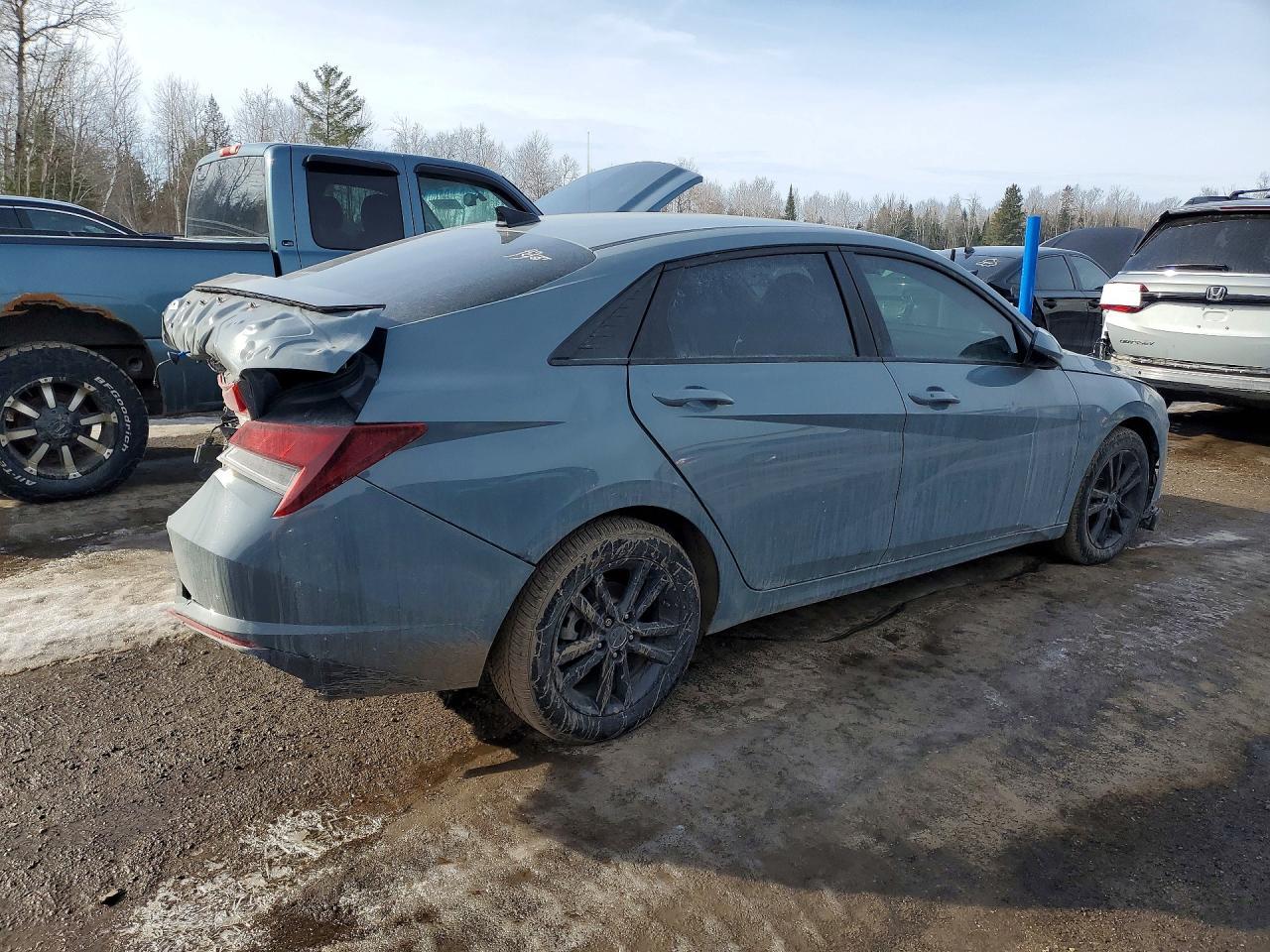 2022 Hyundai Elantra Sel - zdjęcie 3