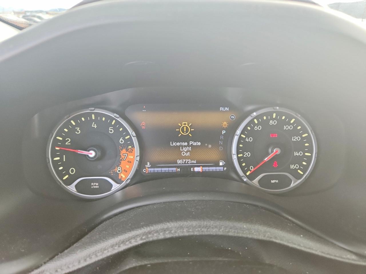 2015 Jeep Renegade Limited - zdjęcie 9