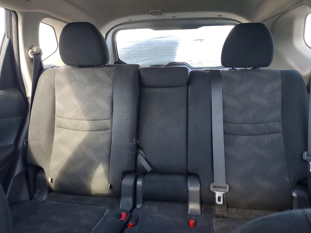 2016 Nissan Rogue S - zdjęcie 10