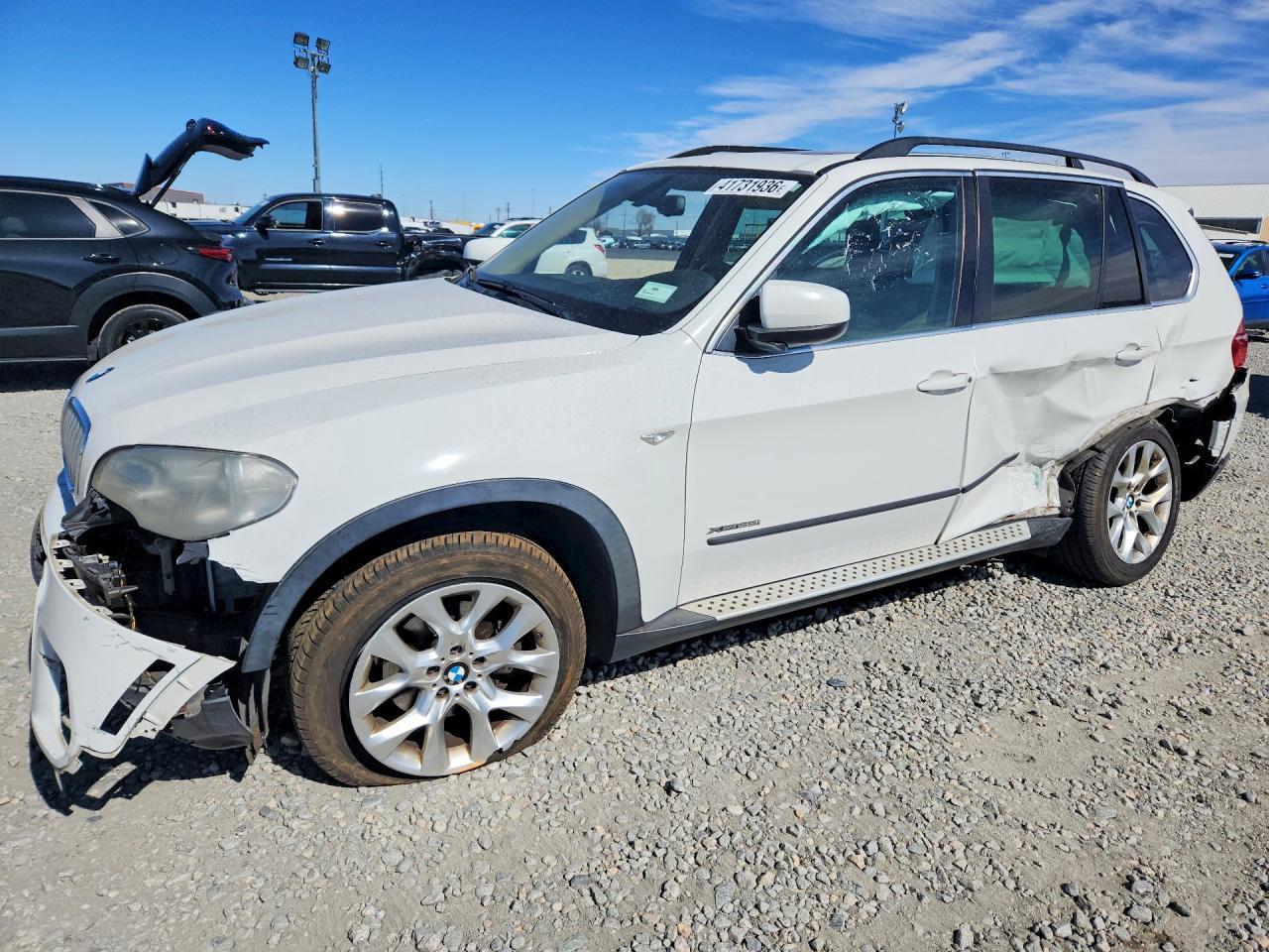 2013 BMW X5 xDrive35I - zdjęcie główne