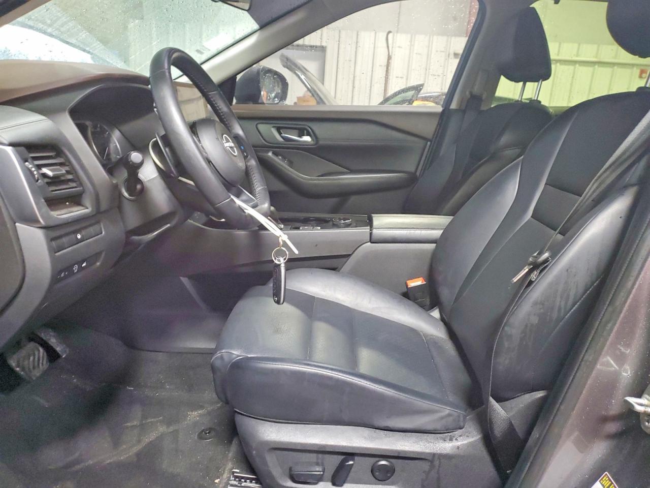 2023 Nissan Rogue Sv - zdjęcie 7