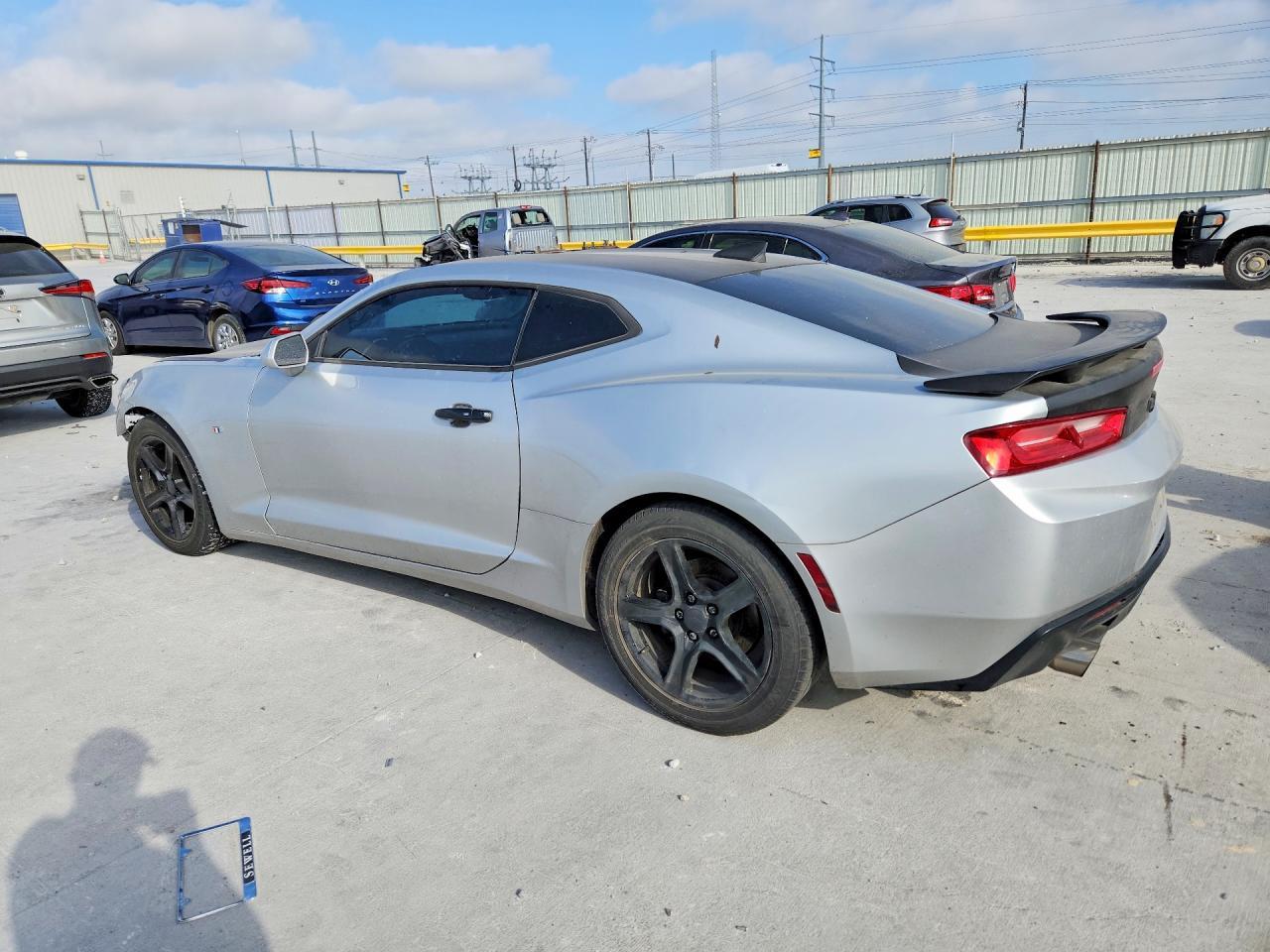 2016 Chevrolet Camaro Lt - zdjęcie 2