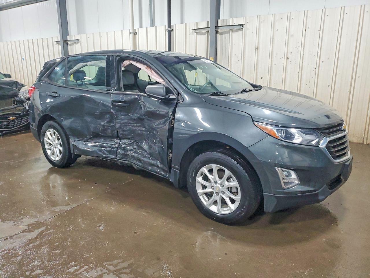2018 Chevrolet Equinox Ls - zdjęcie 4