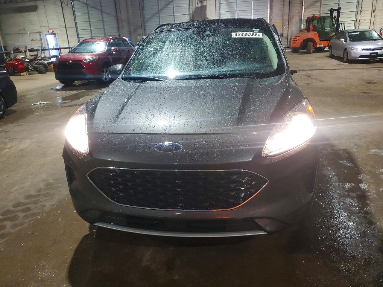 2020 Ford Escape Se - zdjęcie 5
