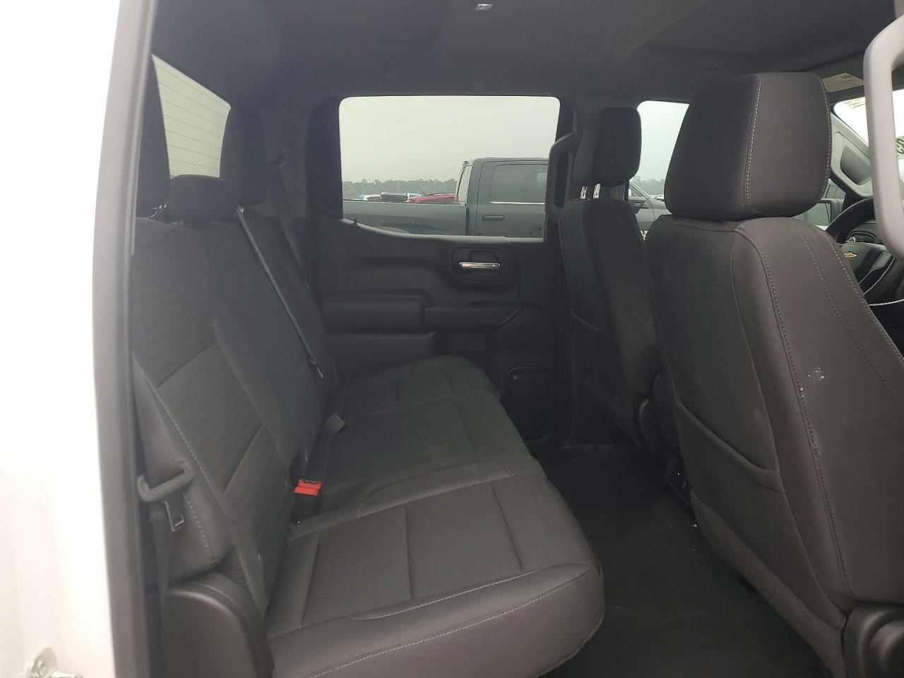 2024 Chevrolet Silverado K1500 Custom - zdjęcie 10