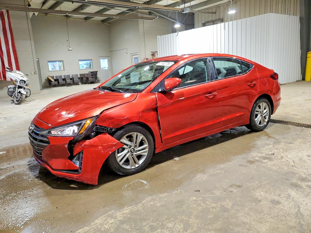 2019 Hyundai Elantra Sel - zdjęcie główne