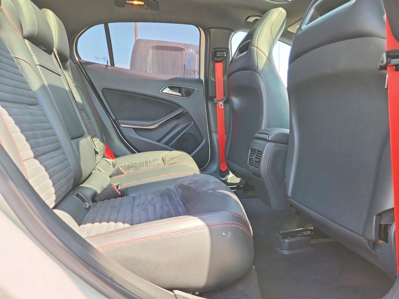 2015 Mercedes Benz Gla 45 Amg - zdjęcie 11