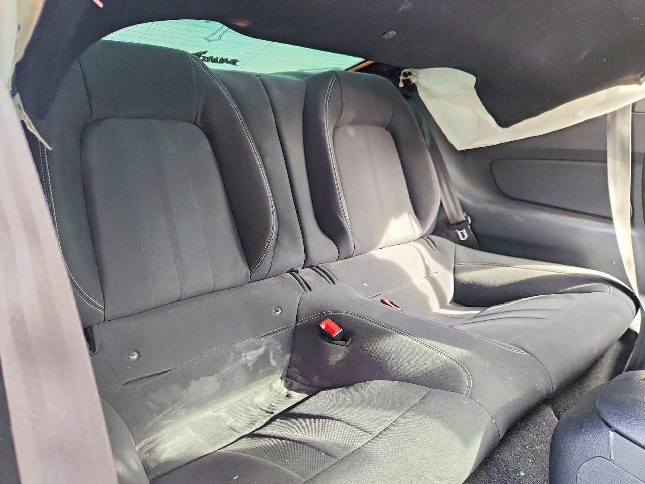 2018 Ford Mustang - zdjęcie 10