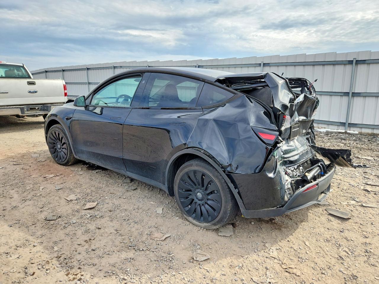 2023 Tesla Model Y - zdjęcie 2