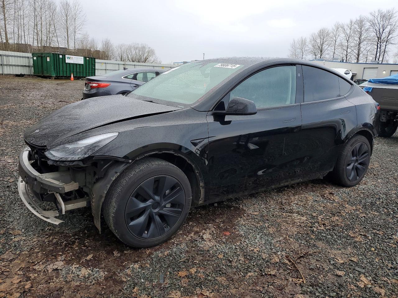 2025 Tesla Model Y - zdjęcie główne