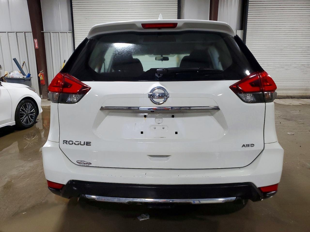 2017 Nissan Rogue S - zdjęcie 6