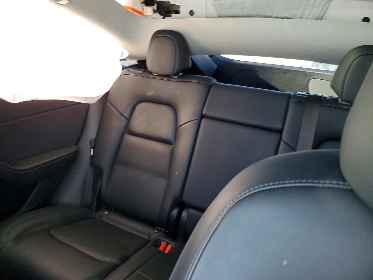 2021 Tesla Model Y - zdjęcie 10