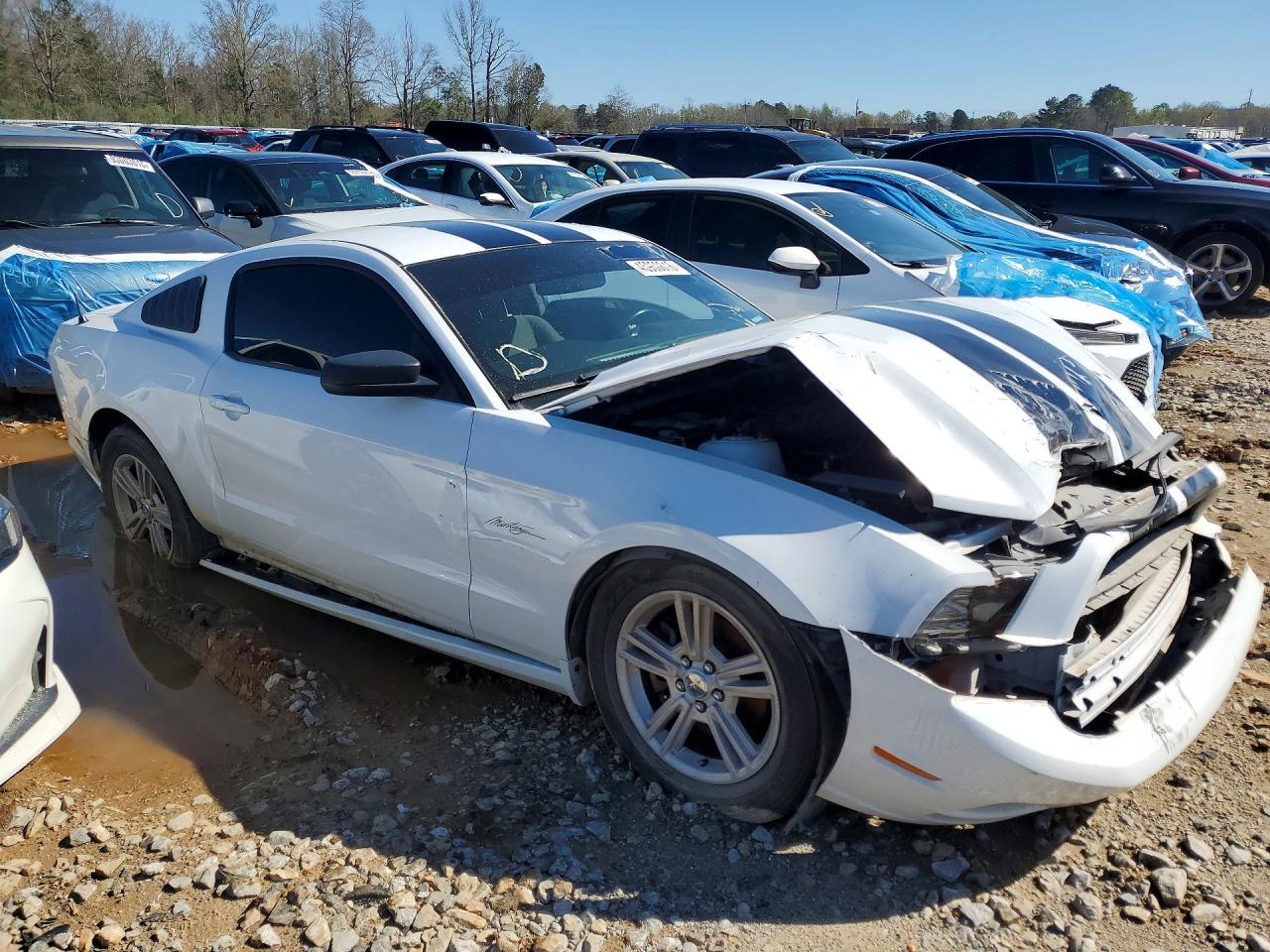 2014 Ford Mustang - zdjęcie 4