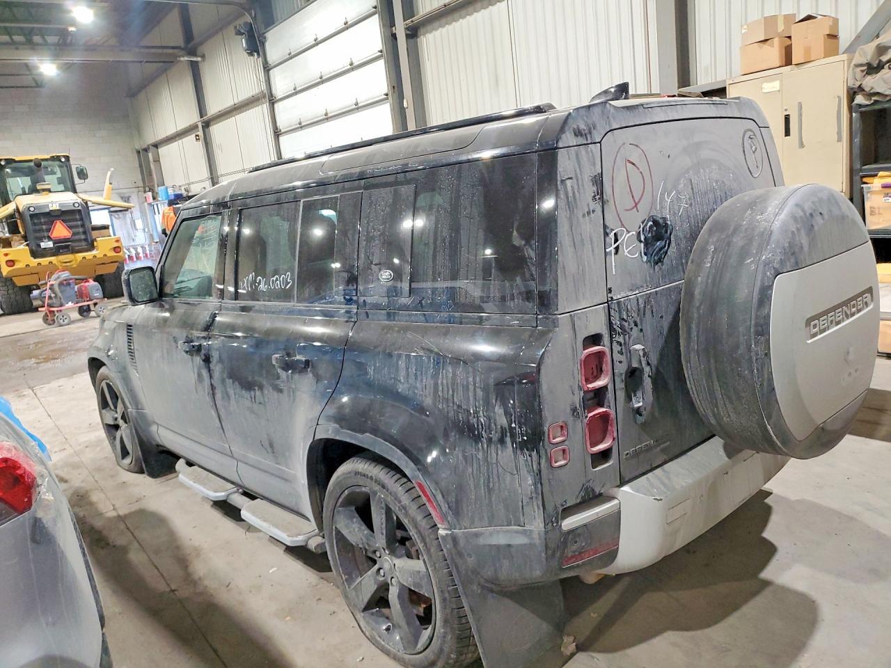 2023 Land Rover Defender 110 Se - zdjęcie 2