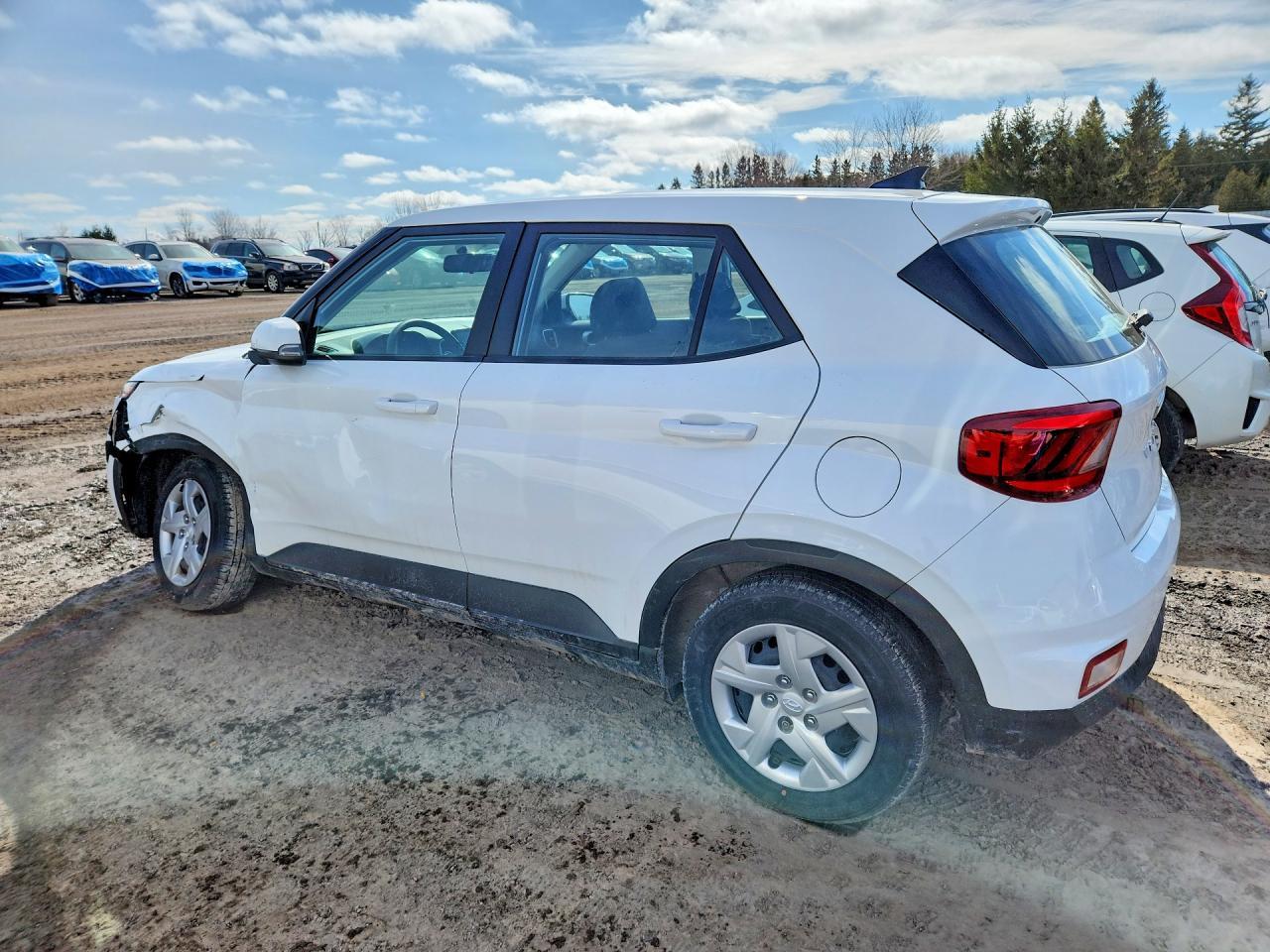 2022 Hyundai Venue Se - zdjęcie 2