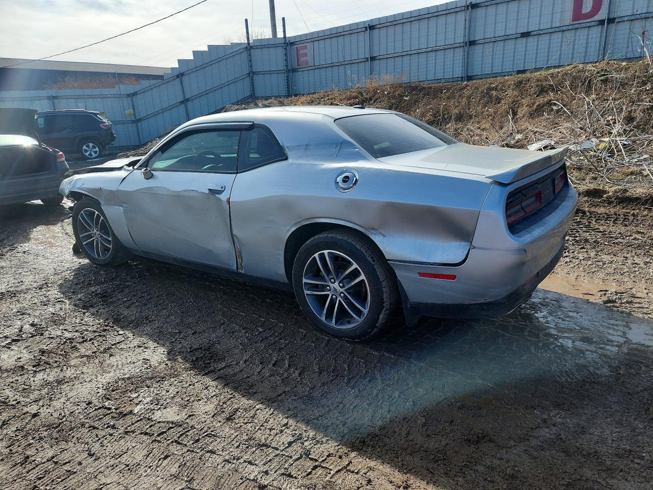 2019 Dodge Challenger Sxt - zdjęcie 2