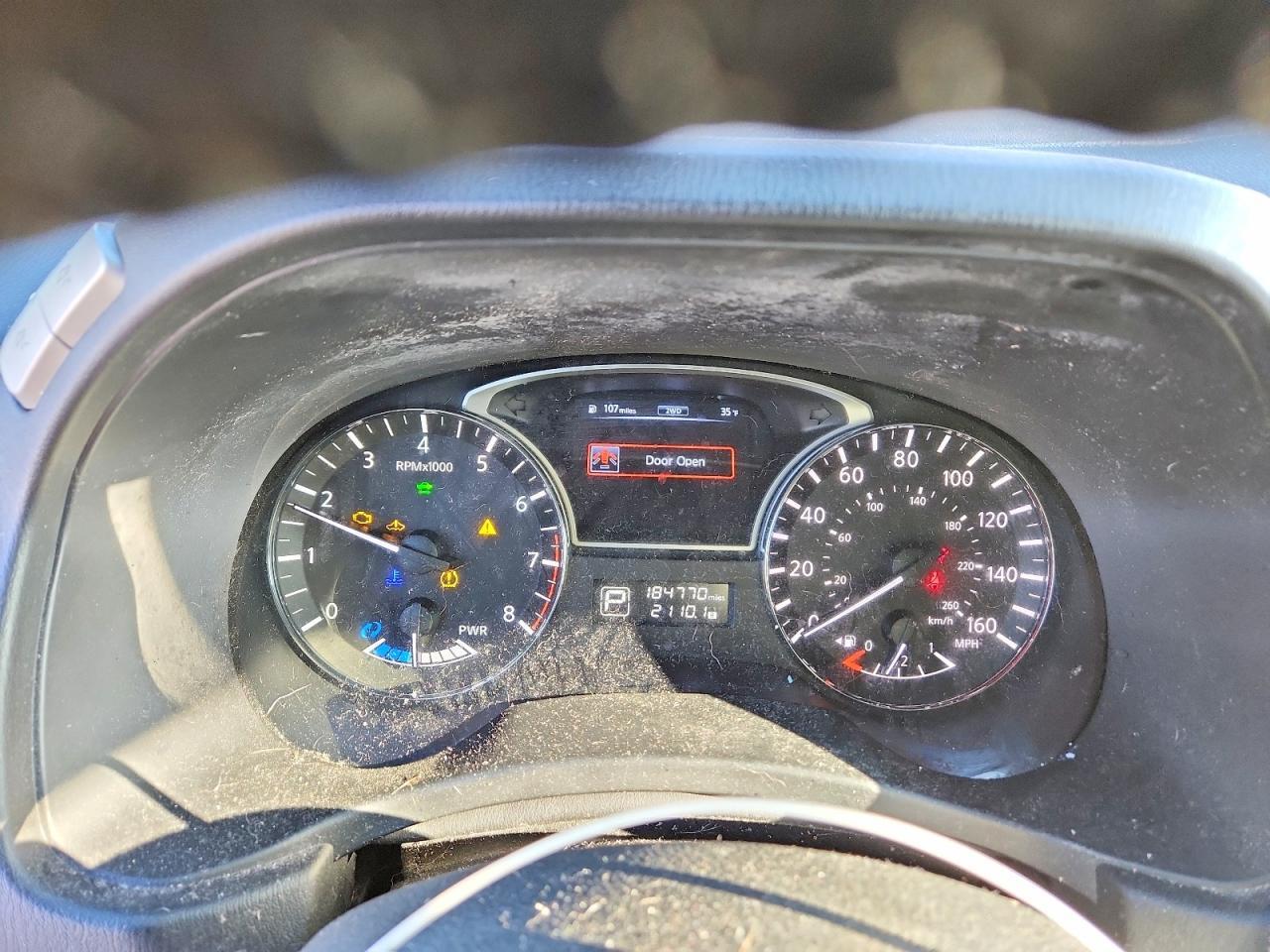 2014 Nissan Pathfinder Hybrid Sv - zdjęcie 9