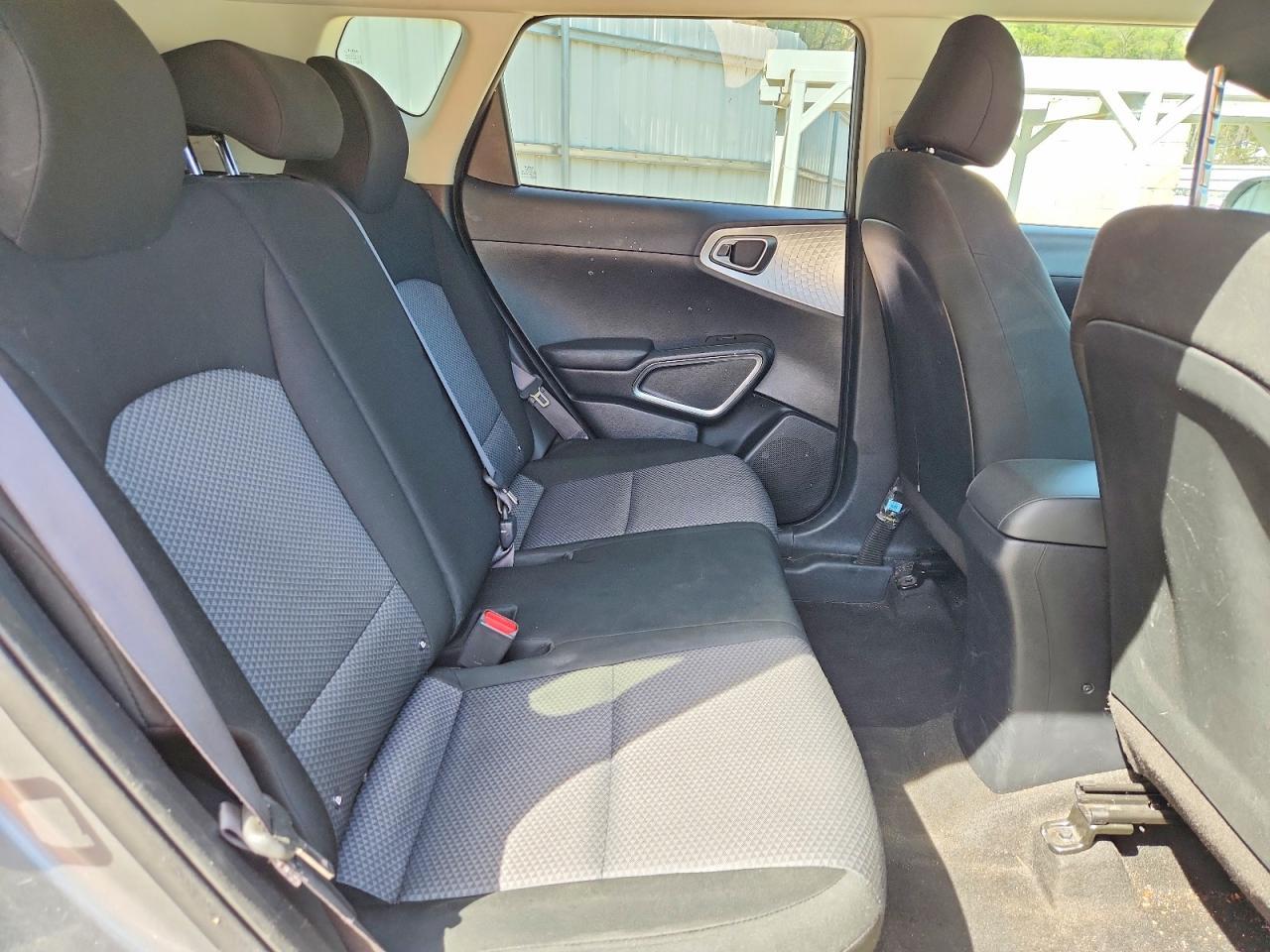 2023 Kia Soul Lx - zdjęcie 11