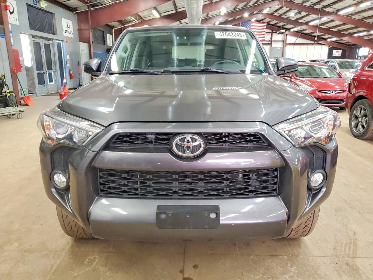 2018 Toyota 4Runner Sr5 - zdjęcie 5