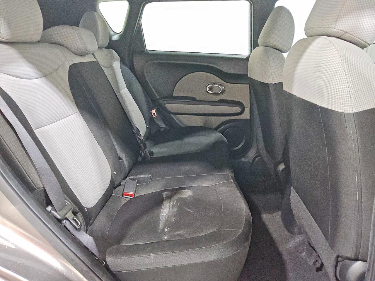 2018 Kia Soul Base - zdjęcie 11