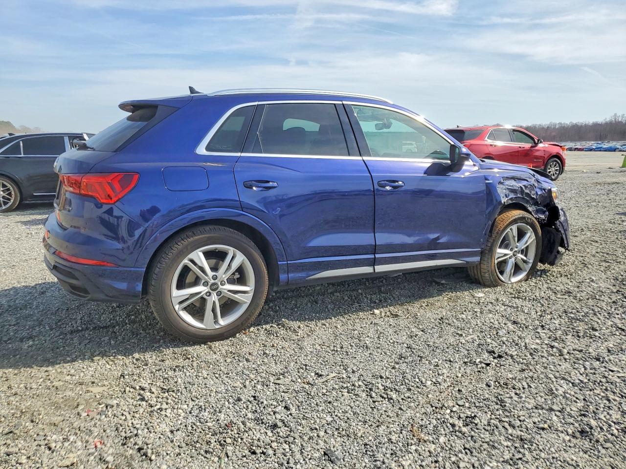 2022 Audi Q3 Premium Plus S Line 45 - zdjęcie 3