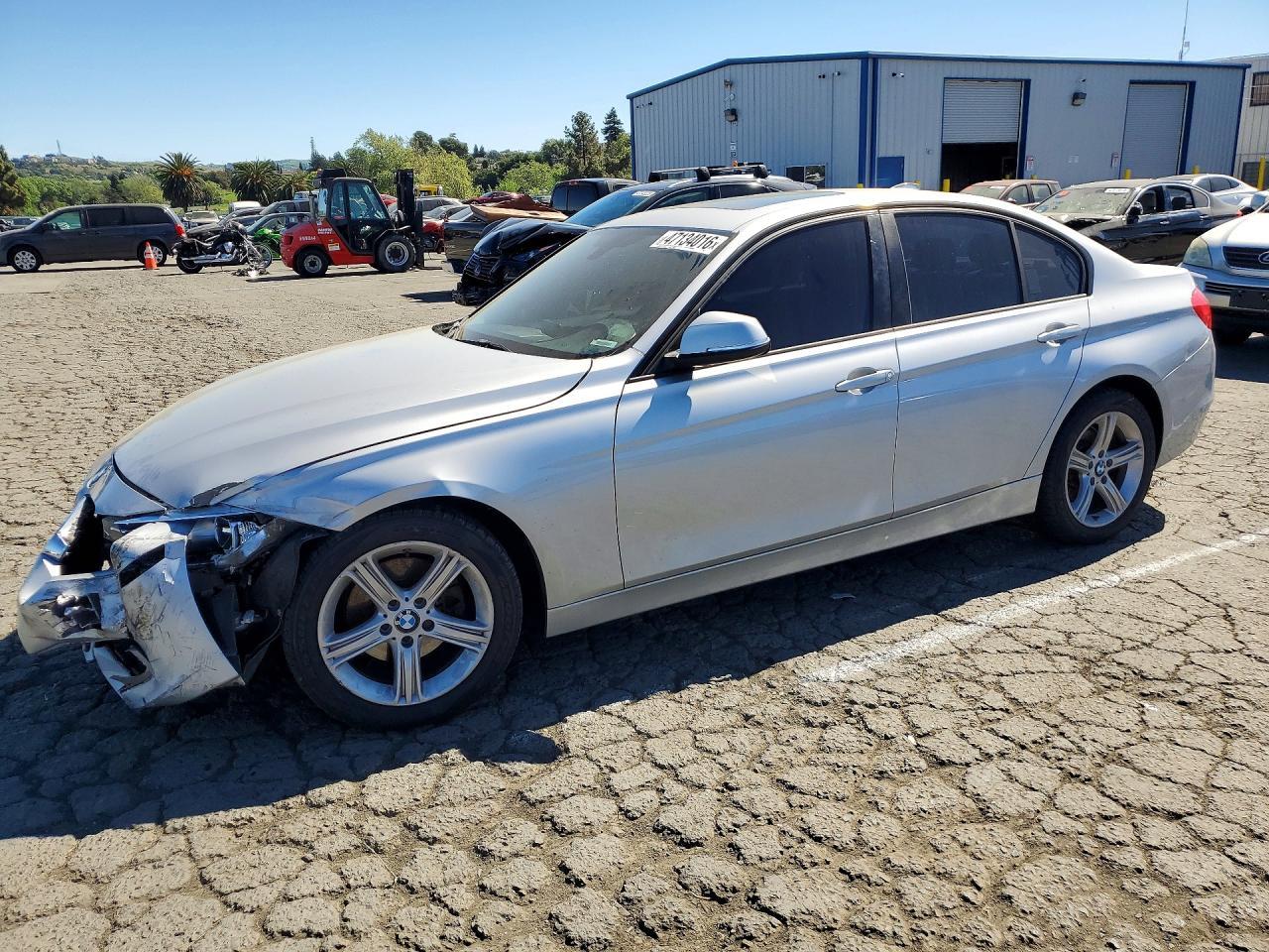 2013 BMW 328 I - zdjęcie główne