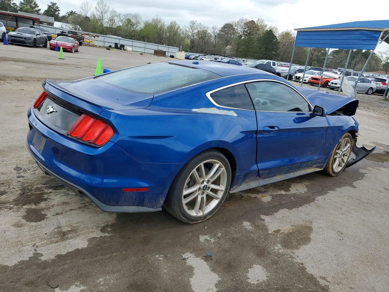 2017 Ford Mustang - zdjęcie 3