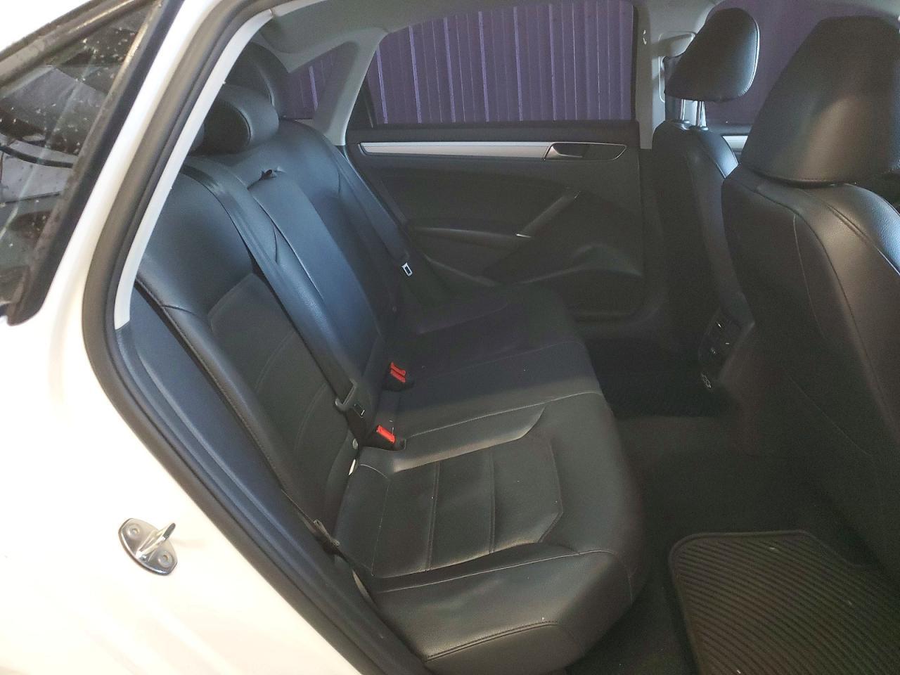 2019 Volkswagen Passat Wolfsburg - zdjęcie 10