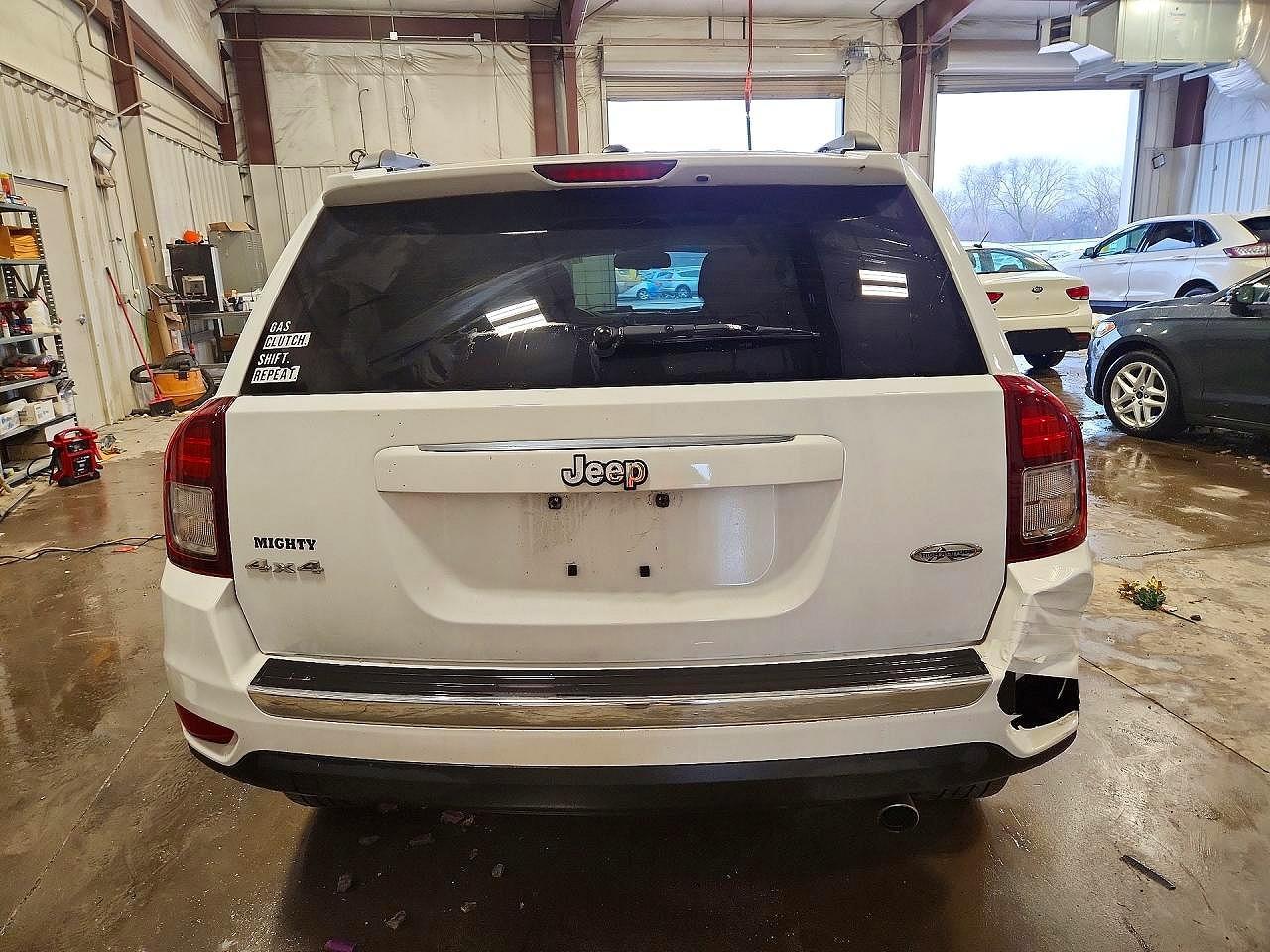 2017 Jeep Compass Latitude - zdjęcie 6