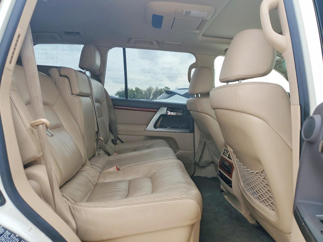 2013 Toyota Land Cruiser Base - zdjęcie 11