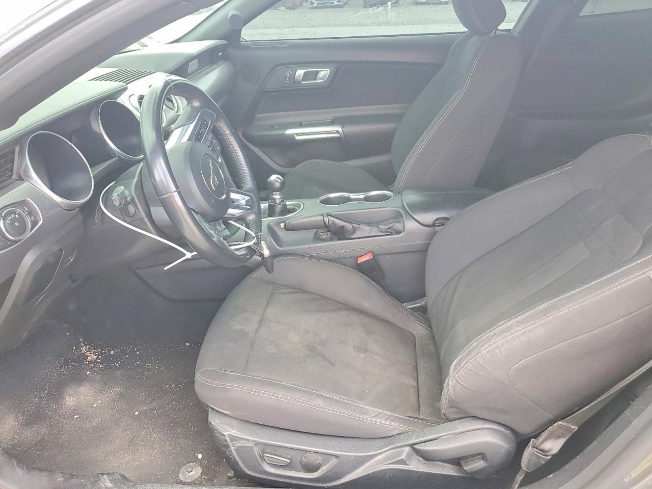 2021 Ford Mustang Gt - zdjęcie 7