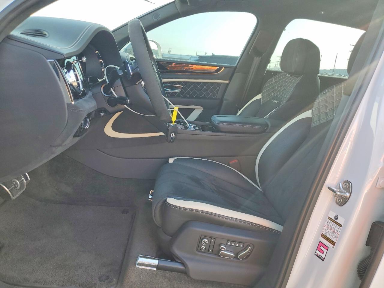 2021 Bentley Bentayga Speed - zdjęcie 7