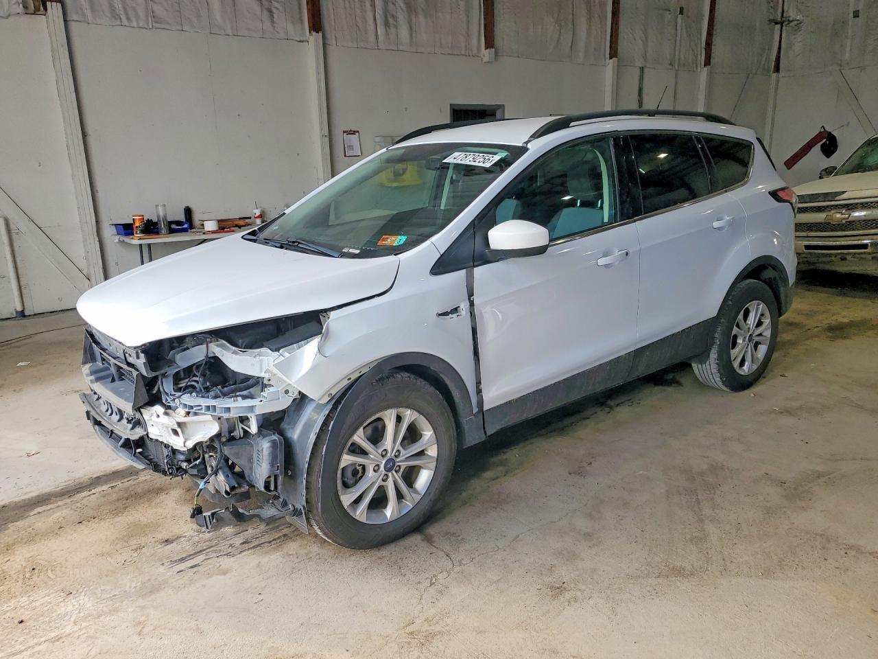 2018 Ford Escape - zdjęcie główne