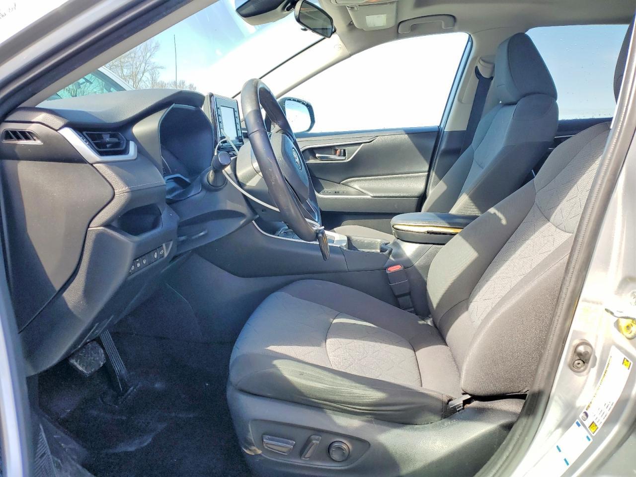 2020 Toyota Rav4 Hybrid Xle - zdjęcie 7