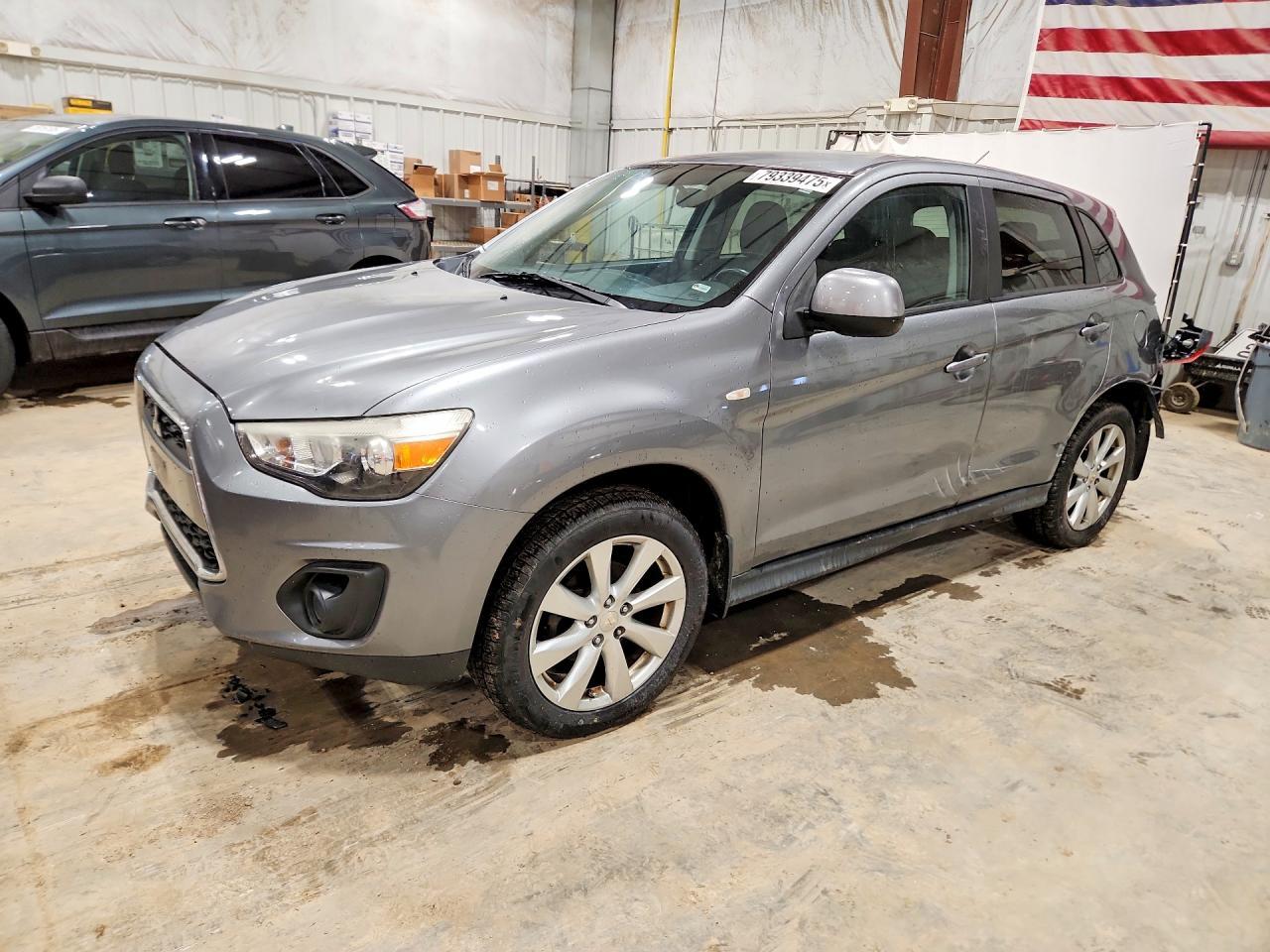 2014 Mitsubishi Outlander Sport Es - zdjęcie główne